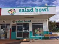 Salad Bowl Fresh Produce logo