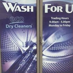 Wash For U logo