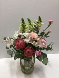 Beerwah Flowers & Gifts gallery image 1
