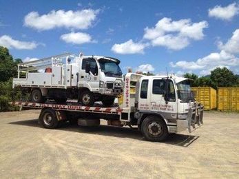 Airlie Towing & Tilt Tray Hire gallery image 35