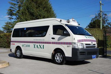 Southern Highlands Taxis, Limousines & Coaches gallery image 9