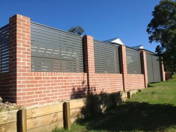Newcastle & MidCoast Privacy Screens & Gates gallery image 20