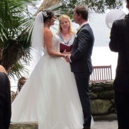 Jodi-Lee Mason-Your Wedding Celebrant gallery image 3