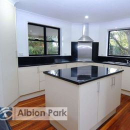 First National Real Estate Albion Park gallery image 3