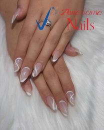 V's Awesome Nails gallery image 3