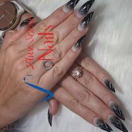 V's Awesome Nails gallery image 2