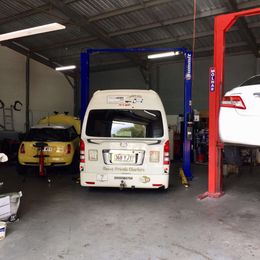 Noosa Vehicle Repairs gallery image 2