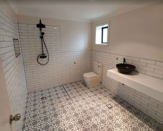 M Hale Tiling and Renovations gallery image 11