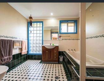Edmonds Bathroom Renovations & Tiling gallery image 8
