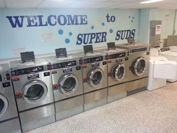 Super Suds Commercial Laundry gallery image 1