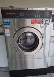 Maroochy Sands Laundrette gallery image 1