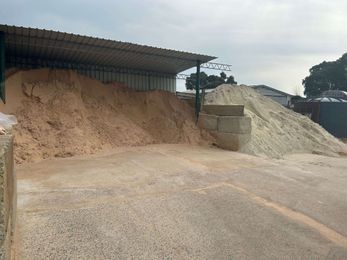 DHM Sand, Gravel & Soil Supplies gallery image 2