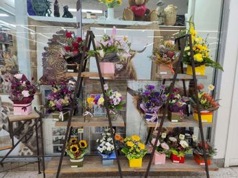 Blackwater Gifts and Flowers gallery image 6