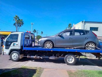 Ericks Towing Services gallery image 2
