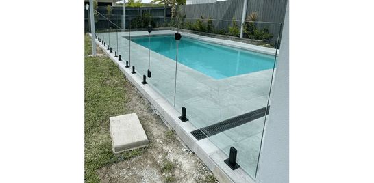 Frameless Pool Fence