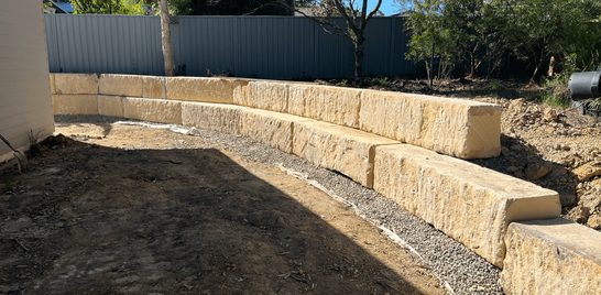 Sandstone block retaining wall