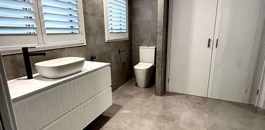 Bueatiful bathroom renovation in Tea Gradens NSW