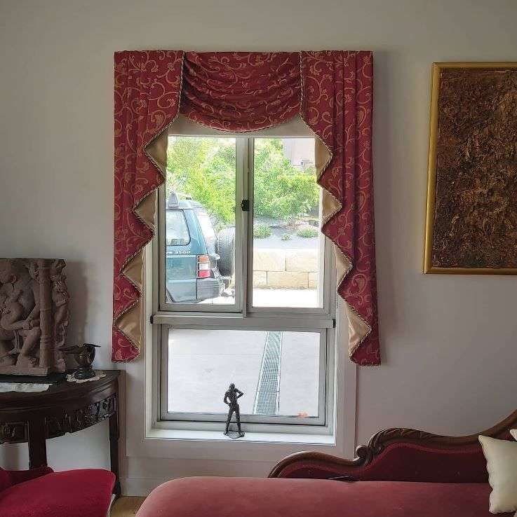 Moni's Unique Curtains & Blinds featured image
