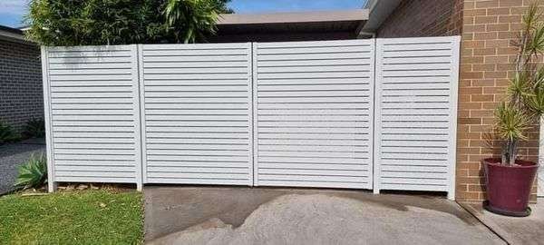 Metal Fencing Supplies featured image