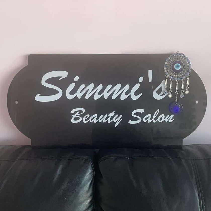 Simmi's Beauty Salon gallery image 1